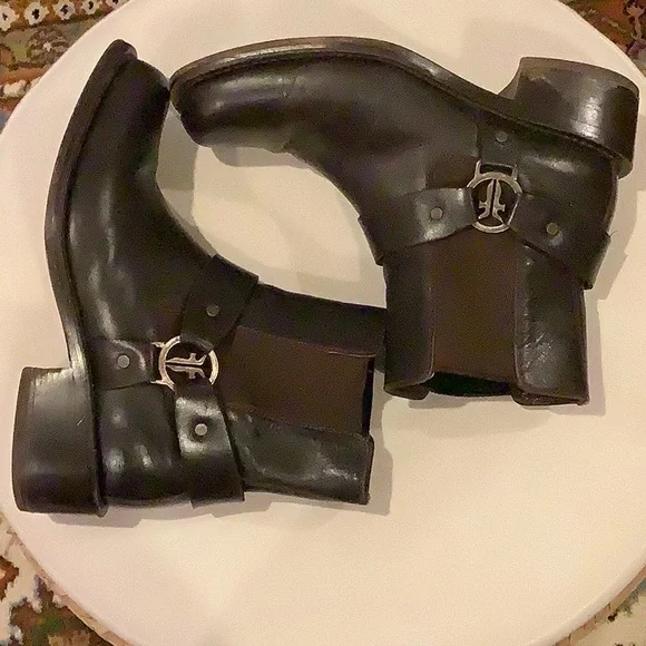 Frye Brown Square Toe Buckle Harness Moto Boots Vintage Look Size 9.5 - Picture 3 of 7